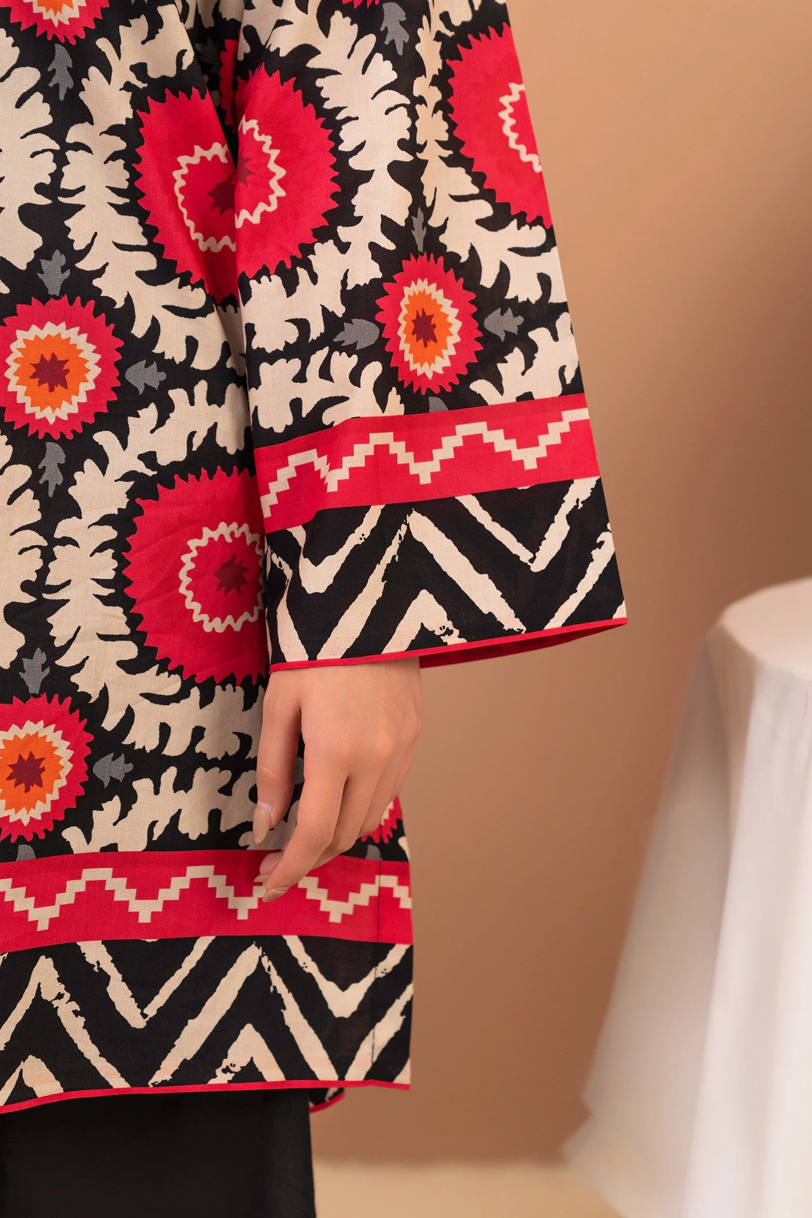 3 Piece Printed Lawn Suit - Image 3