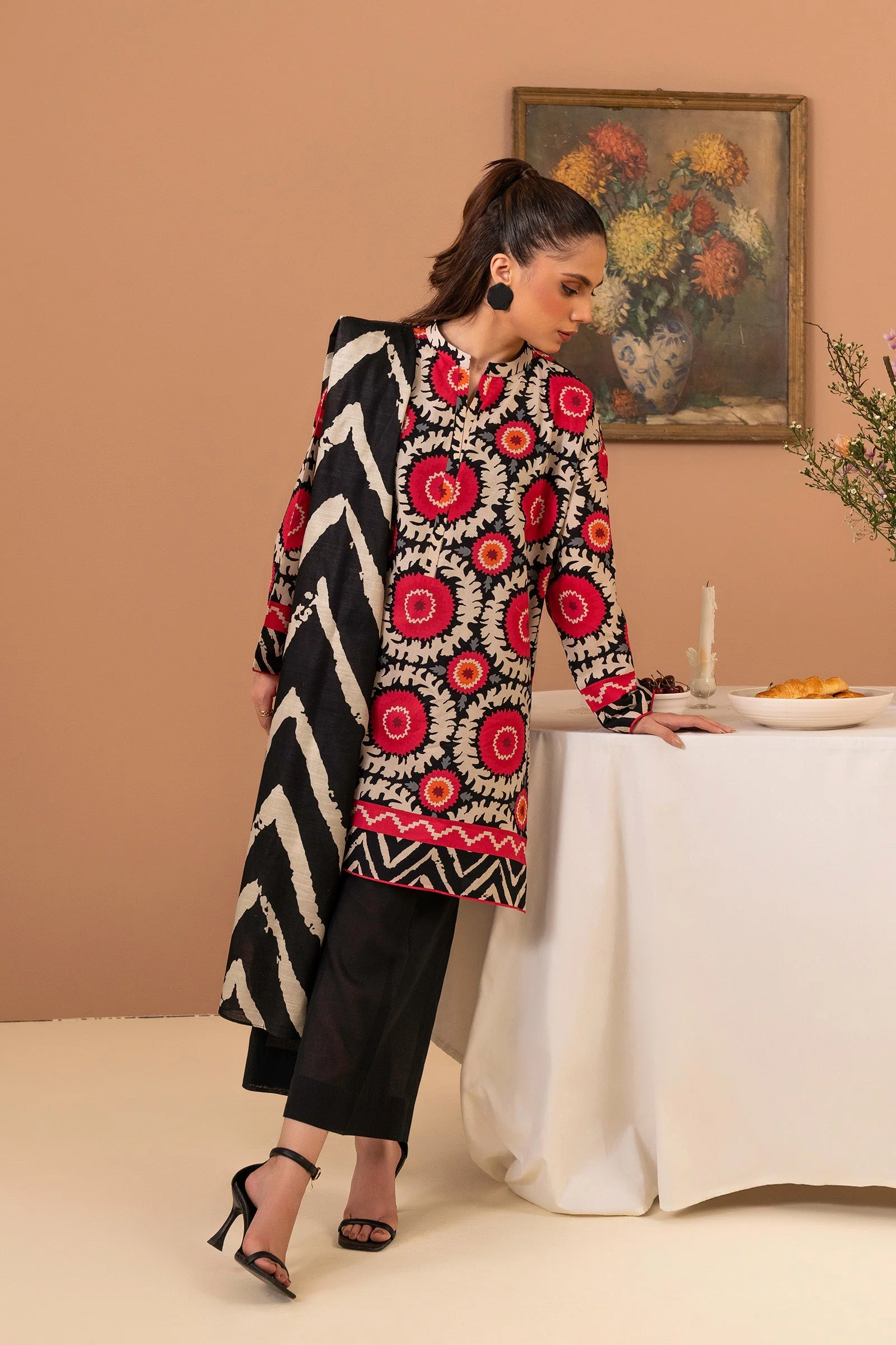 3 Piece Printed Lawn Suit - Image 5