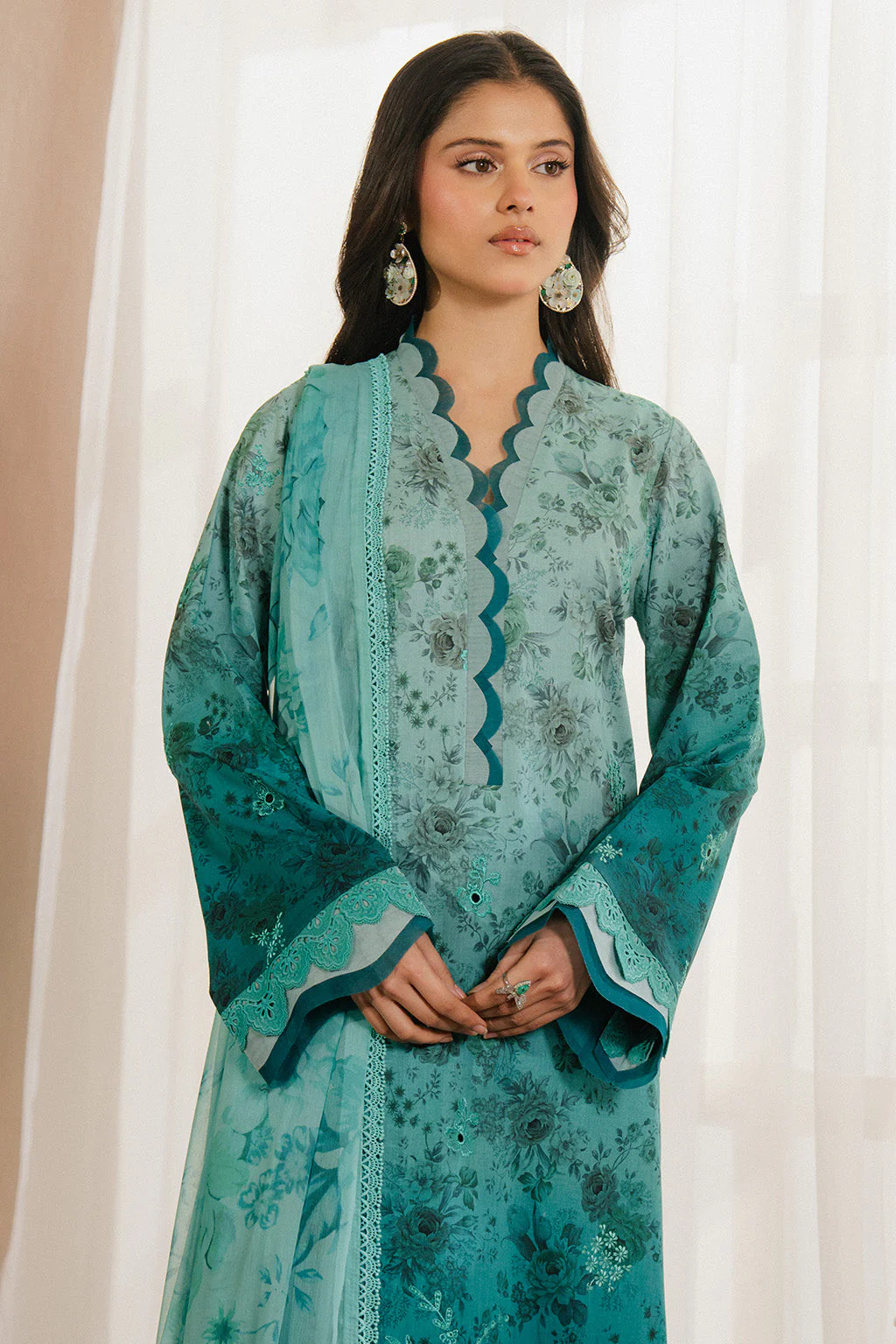 Armelia Printed Lawn (Copy) - Image 4