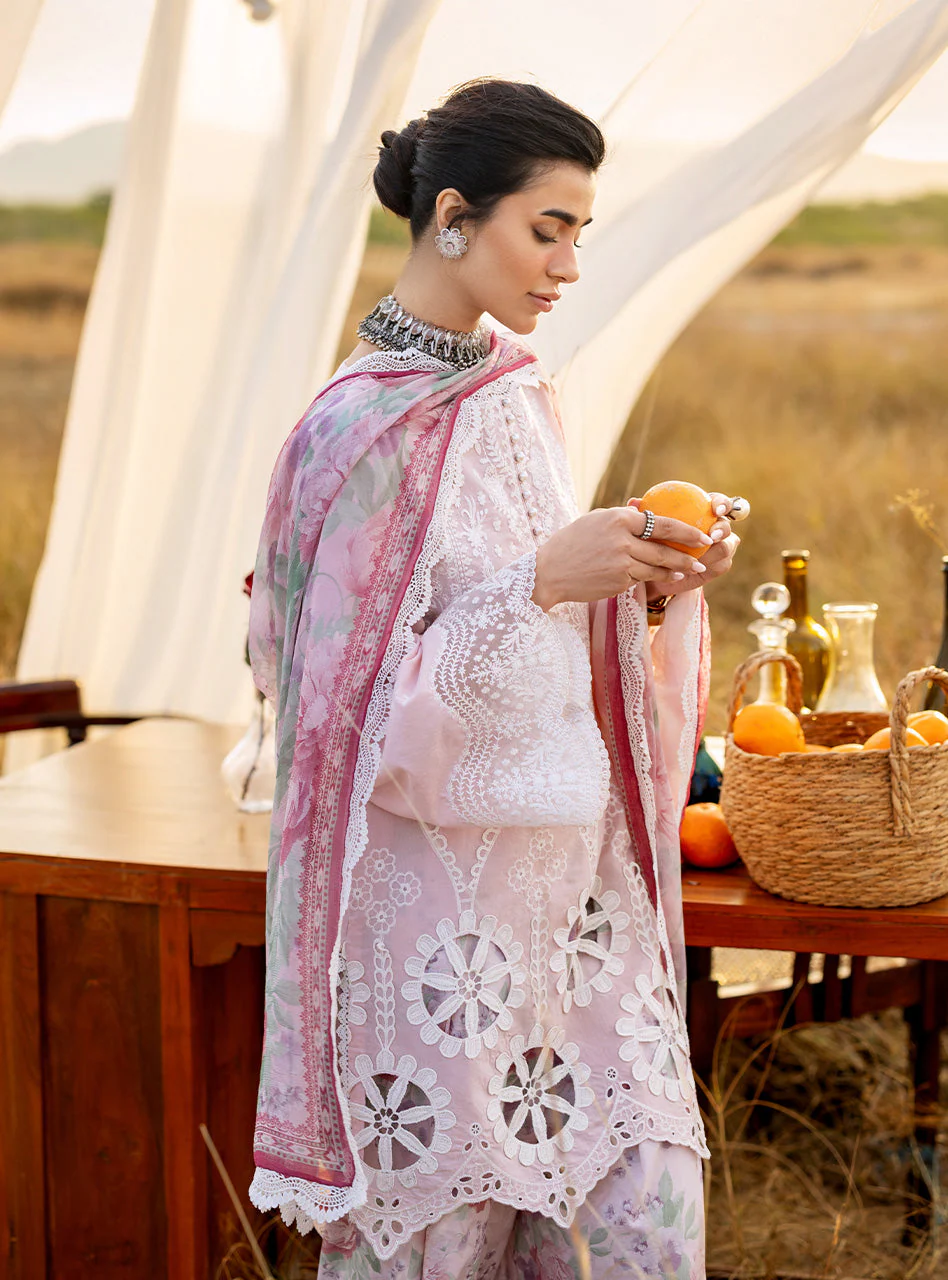 Spring Summer Collections - Image 4