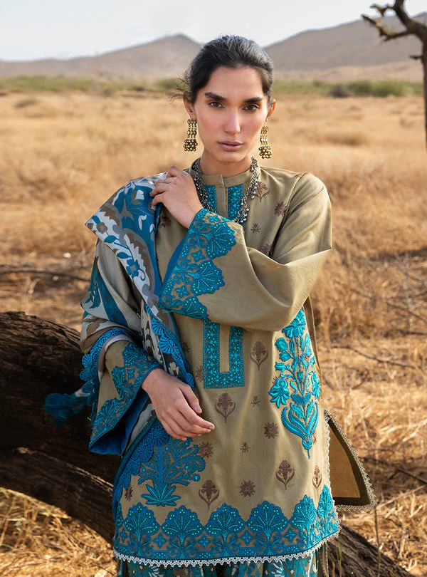 Spring Summer Collections - Image 6