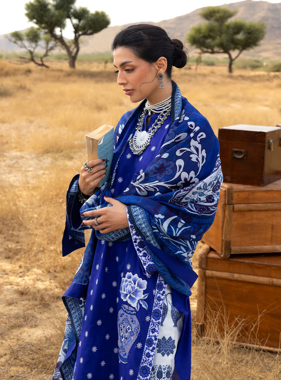 Spring Summer Collections - Image 7