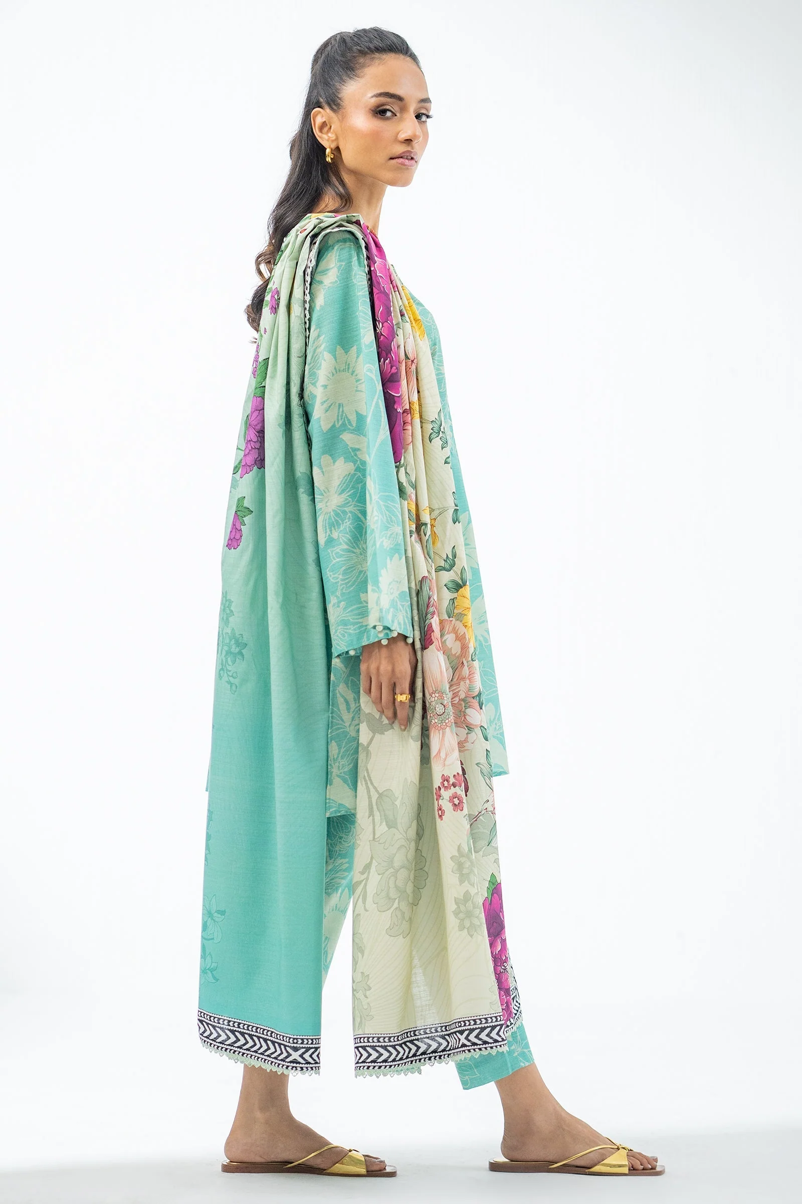 EGO Unstitched Winter Collection Joyful 3 piece - Image 3