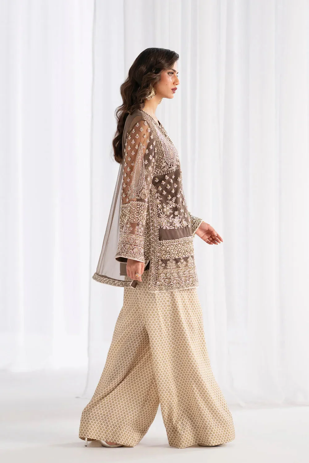 Embroidered Suit - Image 3