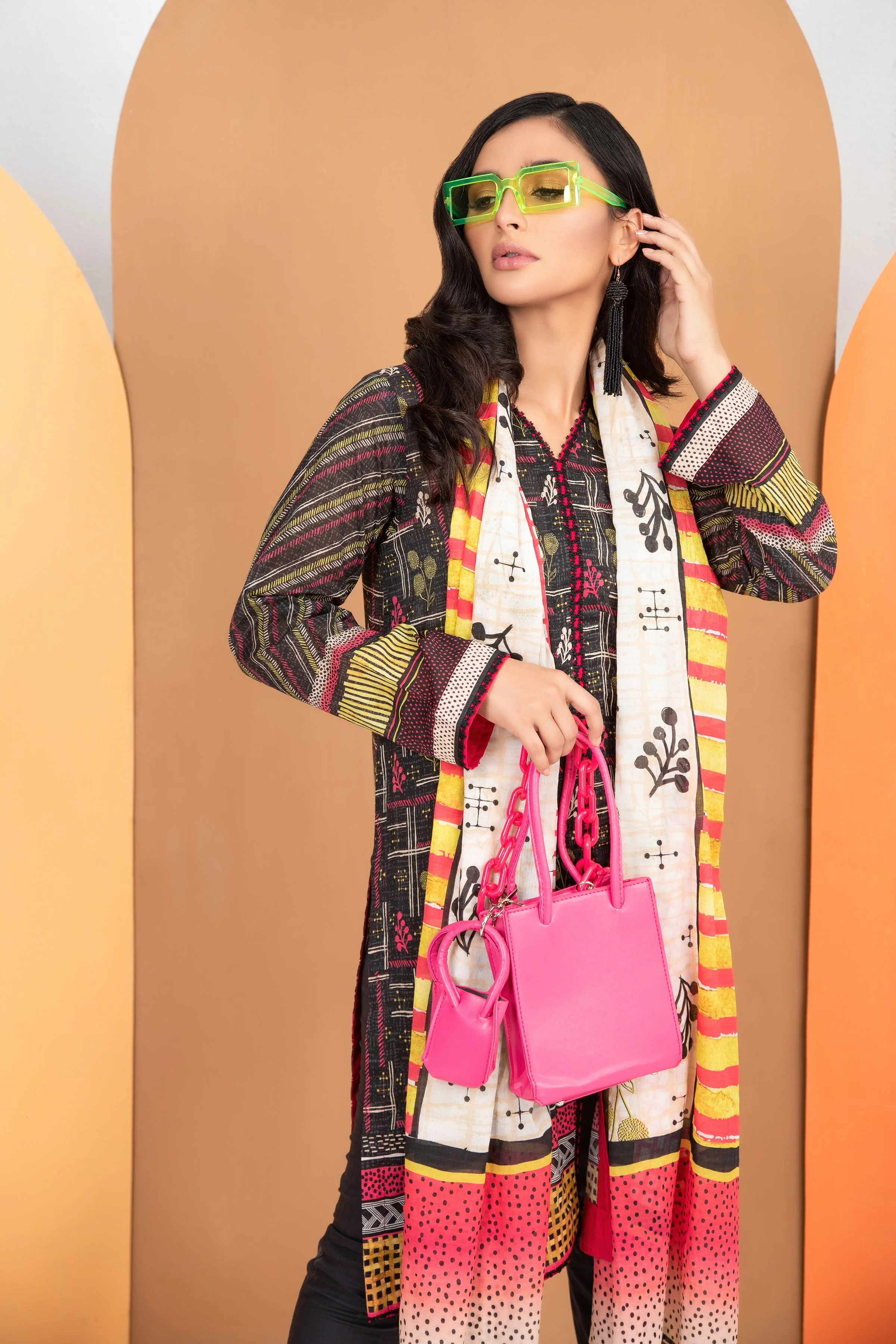 LAKHANY Unstitched Printed Lawn-KPL-2020-A - Image 4