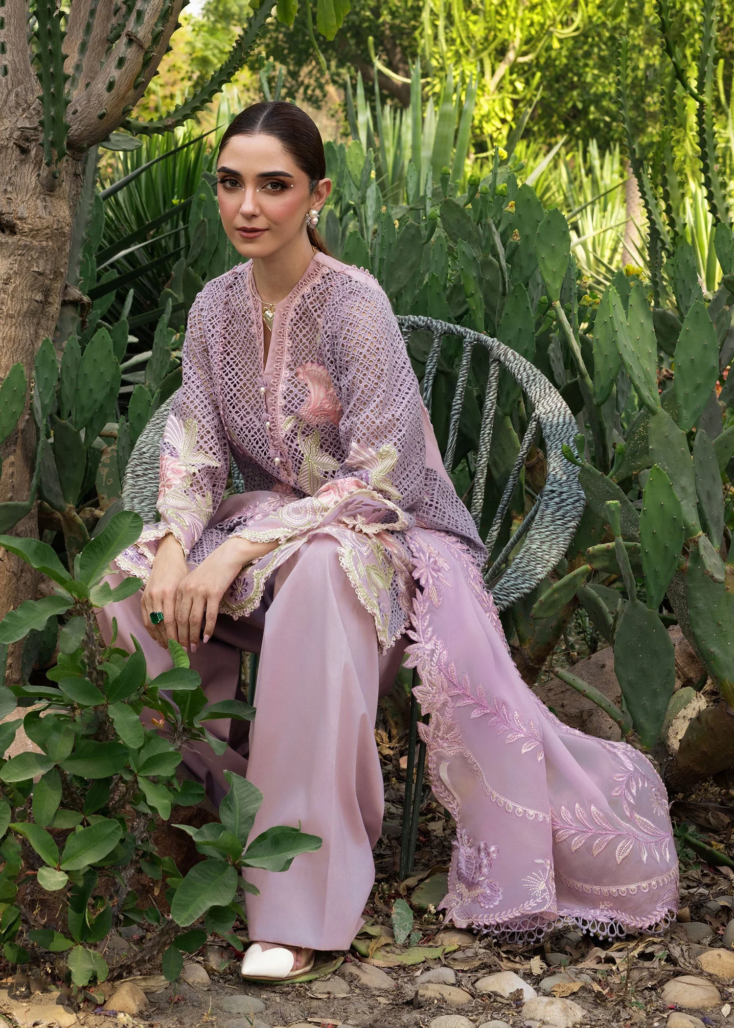 TASAWAR LUXURY LAWN - Image 3