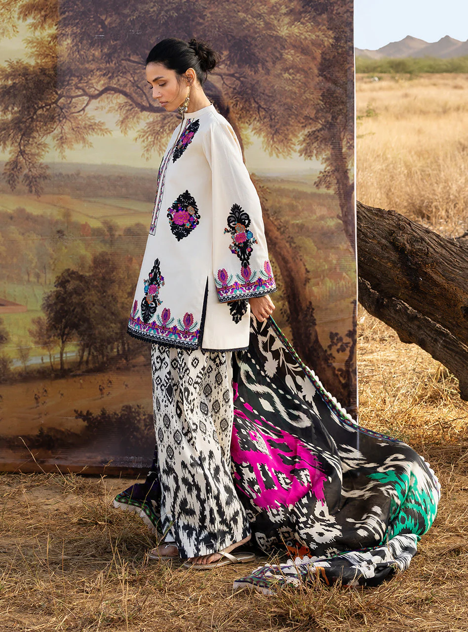 Spring Summer Collections - Image 4