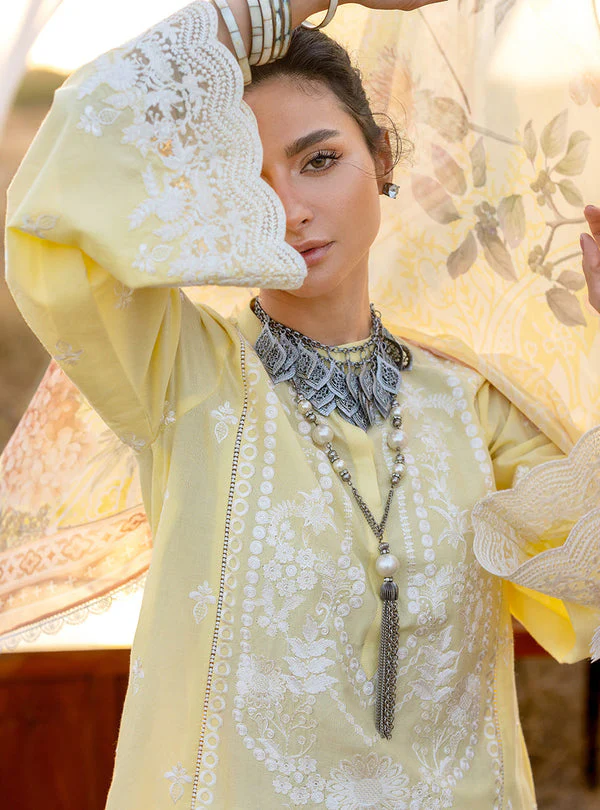 Spring Summer Collections - Image 9