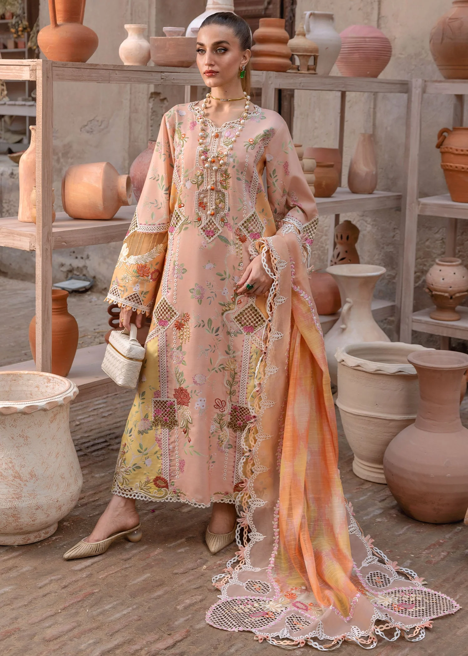 TASAWAR LUXURY LAWN - Image 3